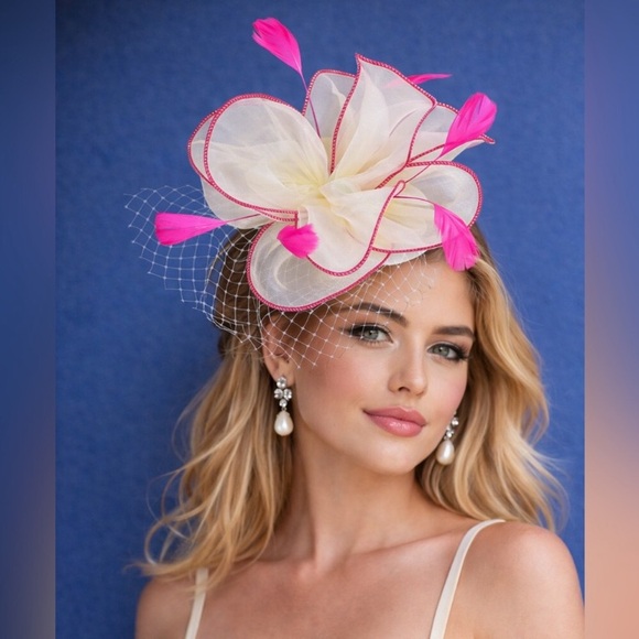 Accessories - Kentucky Derby Oaks Cream and Pink Fascinator Feathers + Netting